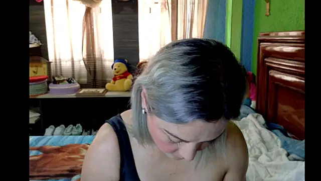 Snapshot of _Charlize_theron_ chatting on 23, 3, 2026 Charlize theron online show from 23, 3, 2026