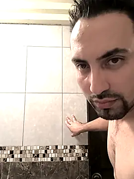 Snapshot of Jharicio-89 chatting on 28, 10, 2025 Jharicio-89 online show from 28, 10, 2025