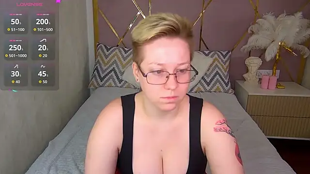 AlexandraGreen online show from 19, 10, 2025