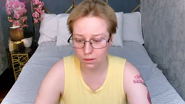 AlexandraGreen online show from 5, 3, 2026