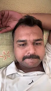 Snapshot of hahaha1319 chatting on 25, 11, 2025 hahaha1319 online show from 25, 11, 2025