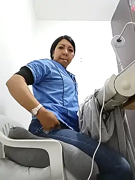 Snapshot of pocahontas_nex chatting on 21, 11, 2025 pocahontas nex online show from 21, 11, 2025