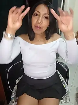 Snapshot of pocahontas_nex chatting on 24, 11, 2025 pocahontas nex online show from 24, 11, 2025