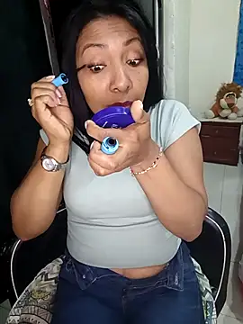 Snapshot of pocahontas_nex chatting on 28, 11, 2025 pocahontas nex online show from 28, 11, 2025