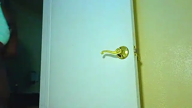 Snapshot of CinnaCakesss chatting on 29, 11, 2025 CinnaCakesss online show from 29, 11, 2025