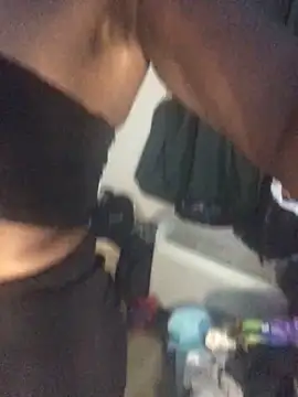 CinnaCakesss online show from 7, 2, 2026