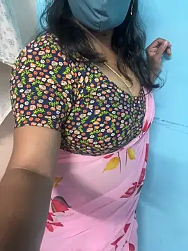 Snapshot of monal_95 chatting on 4, 3, 2026 monal 95 online show from 4, 3, 2026