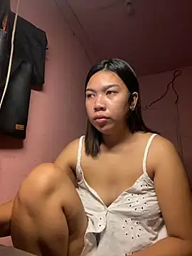 Snapshot of aniya_04 chatting on 29, 9, 2025 aniya 04 online show from 29, 9, 2025