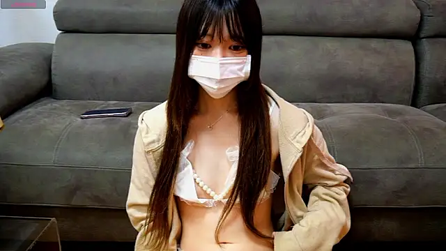 Snapshot of yua____chan chatting on 25, 9, 2025 yua    chan online show from 25, 9, 2025