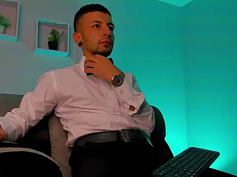 Tayler bennet  online show from 18, 9, 2025