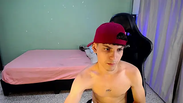 dilan hott  online show from 17, 11, 2025