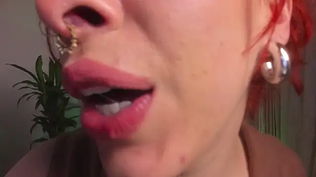 bri von dhara   online show from 15, 10, 2025