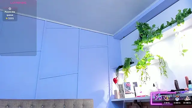 Snapshot of aliceandsia chatting on 30, 9, 2025 aliceandsia online show from 30, 9, 2025