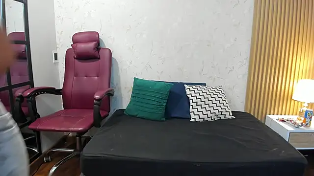 aliceandsia online show from 14, 4, 2026