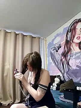 Snapshot of SophiaHarris chatting on 29, 9, 2025 SophiaHarris online show from 29, 9, 2025