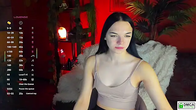 Snapshot of Hey_Caroline chatting on 4, 10, 2025 Hey Caroline online show from 4, 10, 2025