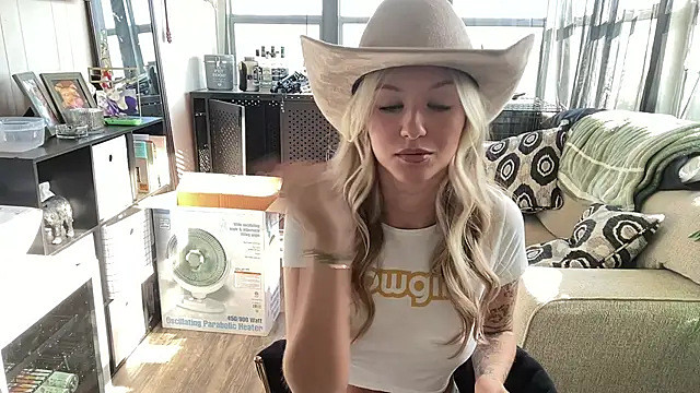 playwithdakota online show from 26, 11, 2025