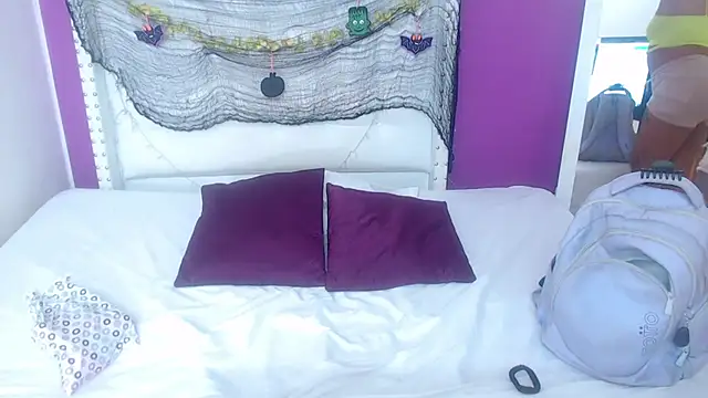 Snapshot of fat_naughtyass chatting on 3, 11, 2025 fat naughtyass online show from 3, 11, 2025