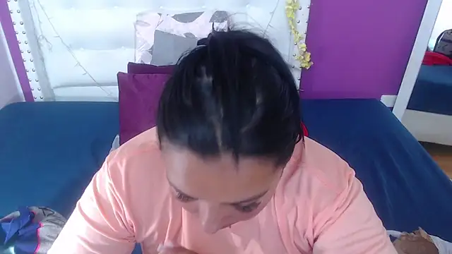 Snapshot of fat_naughtyass chatting on 27, 11, 2025 fat naughtyass online show from 27, 11, 2025