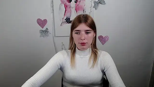 Snapshot of JuiceLips__ chatting on 14, 12, 2025 JuiceLips online show from 14, 12, 2025