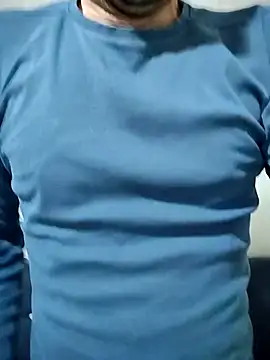 Snapshot of fearleass chatting on 29, 11, 2025 fearleass online show from 29, 11, 2025