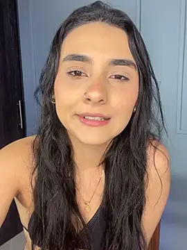 Snapshot of Zafira_Montiel chatting on 17, 12, 2025 Zafira Montiel online show from 17, 12, 2025