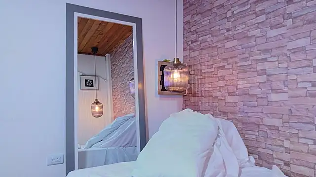 Martina thompson69 online show from 5, 2, 2026