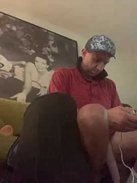 Hothotboyg online show from 10, 4, 2026