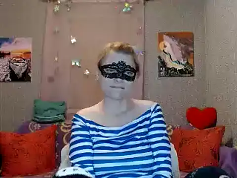Snapshot of Miss_Nona chatting on 20, 4, 2026 Miss Nona online show from 20, 4, 2026