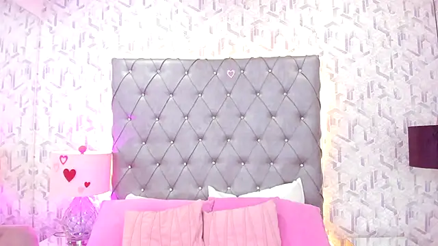 ScarletMore online show from 9, 3, 2026