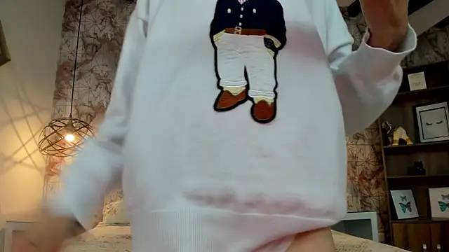 ScarletMore online show from 20, 4, 2026