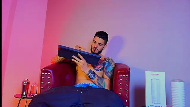 Snapshot of amodeus_bael_ chatting on 6, 10, 2025 amodeus bael online show from 6, 10, 2025