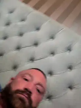 Snapshot of imherewhenneeded chatting on 25, 11, 2025 imherewhenneeded online show from 25, 11, 2025