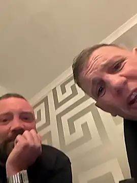 Snapshot of imherewhenneeded chatting on 29, 11, 2025 imherewhenneeded online show from 29, 11, 2025