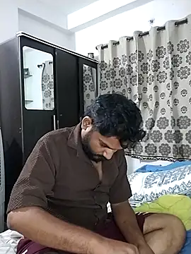 Snapshot of avi007p chatting on 24, 7, 2026 avi007p online show from 24, 7, 2026