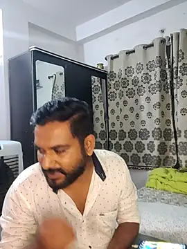 Snapshot of avi007p chatting on 31, 7, 2026 avi007p online show from 31, 7, 2026