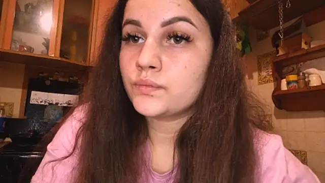 DierdreCousineau online show from 22, 11, 2025