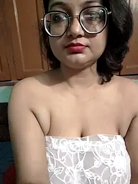 Lovebites0 online show from 13, 10, 2025