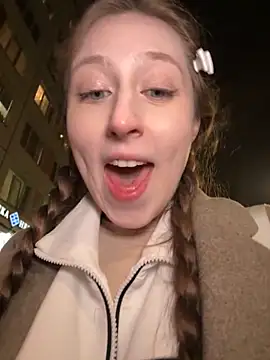 FroggyAnna online show from 15, 10, 2025