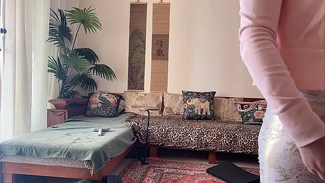 lingzi9333 online show from 28, 11, 2025