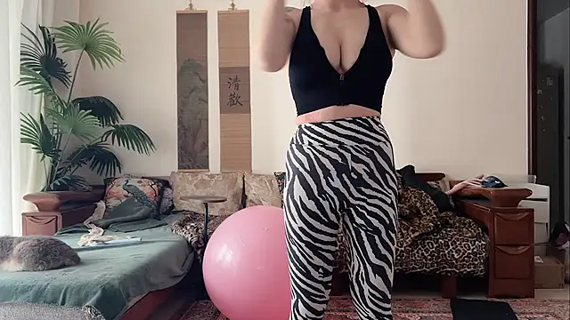 lingzi9333 online show from 3, 12, 2025