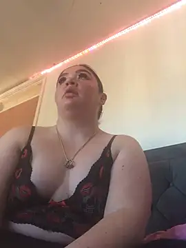 Snapshot of Imogenbabyyy chatting on 24, 4, 2026 Imogenbabyyy online show from 24, 4, 2026