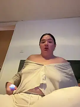 Snapshot of Imogenbabyyy chatting on 22, 7, 2026 Imogenbabyyy online show from 22, 7, 2026
