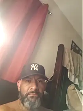 Cruz1522 online show from 24, 10, 2025