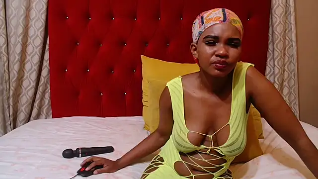 Hotsexyberry21 online show from 18, 9, 2025