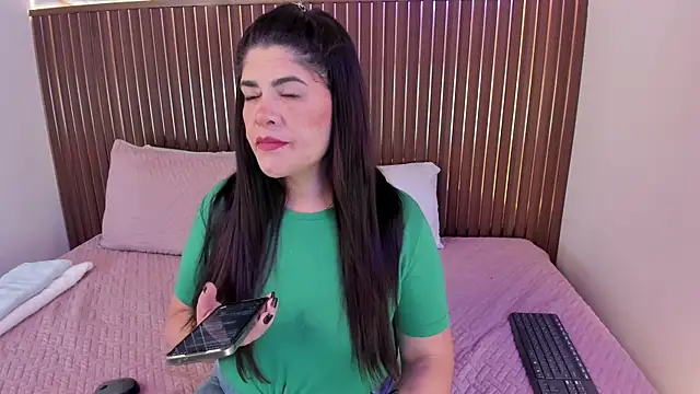 Roxie-NS online show from 15, 10, 2025