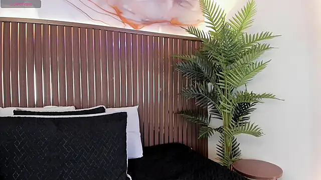 Roxie-NS online show from 2, 4, 2026