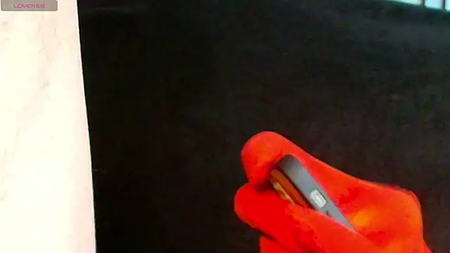 glovesandblowjobs online show from 14, 10, 2025