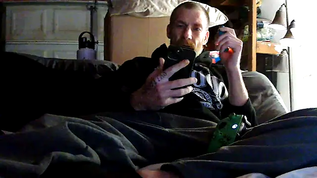 Snapshot of Tiggitytomociti chatting on 2, 3, 2026 Tiggitytomociti online show from 2, 3, 2026