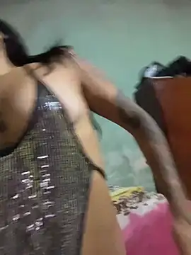 Snapshot of Vixxen_99 chatting on 18, 11, 2025 Vixxen 99 online show from 18, 11, 2025